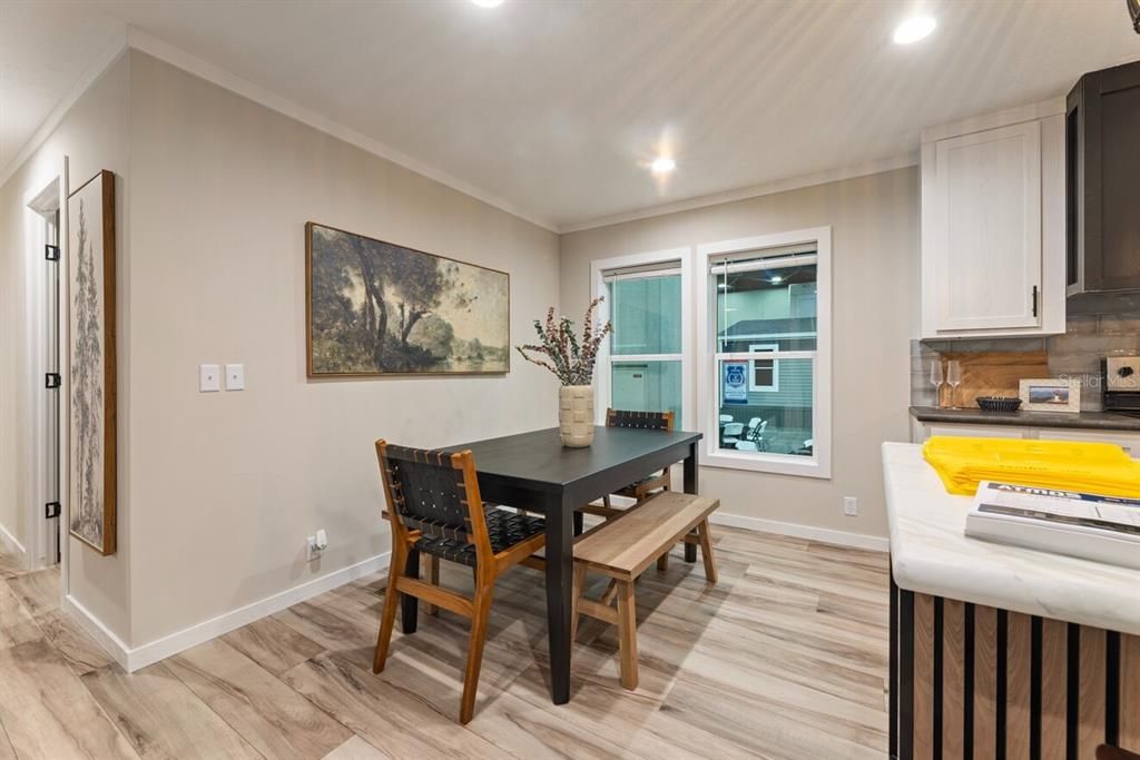 For Sale: $285,000 (3 beds, 2 baths, 1600 Square Feet)