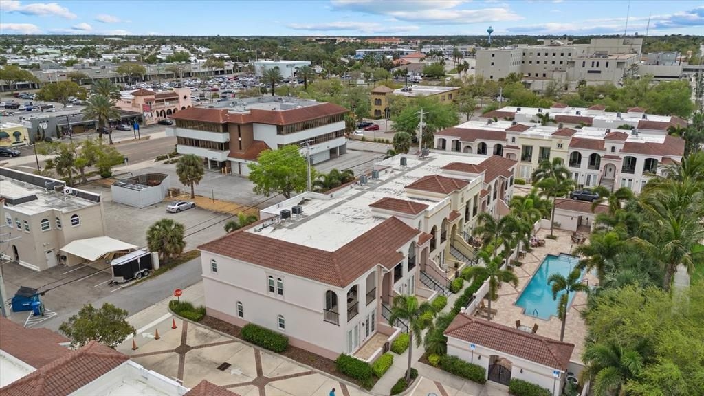 На продажу: $779,000 (2 спален, 2 ванн, 1767 Квадратных фут)