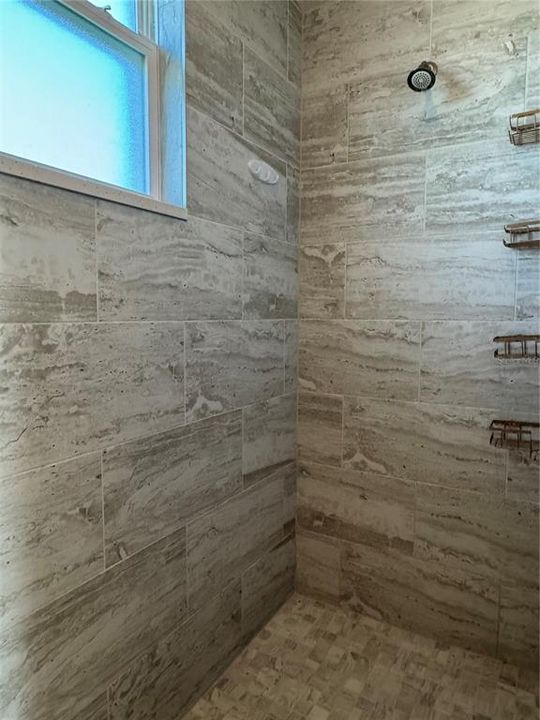 For Sale: $1,950,000 (8 beds, 5 baths, 4806 Square Feet)