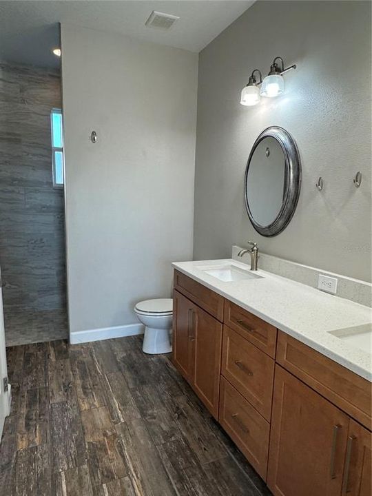 For Sale: $1,950,000 (8 beds, 5 baths, 4806 Square Feet)