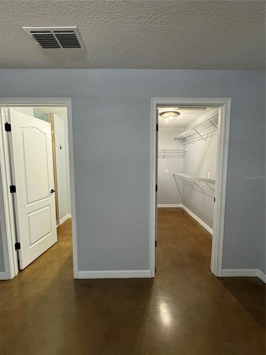 For Sale: $1,950,000 (8 beds, 5 baths, 4806 Square Feet)