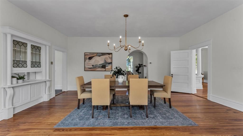 待售: $475,000 (4 贝兹, 2 浴室, 3244 平方英尺)