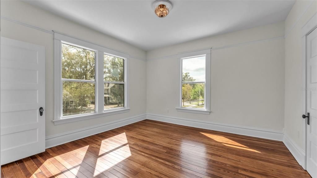 待售: $475,000 (4 贝兹, 2 浴室, 3244 平方英尺)