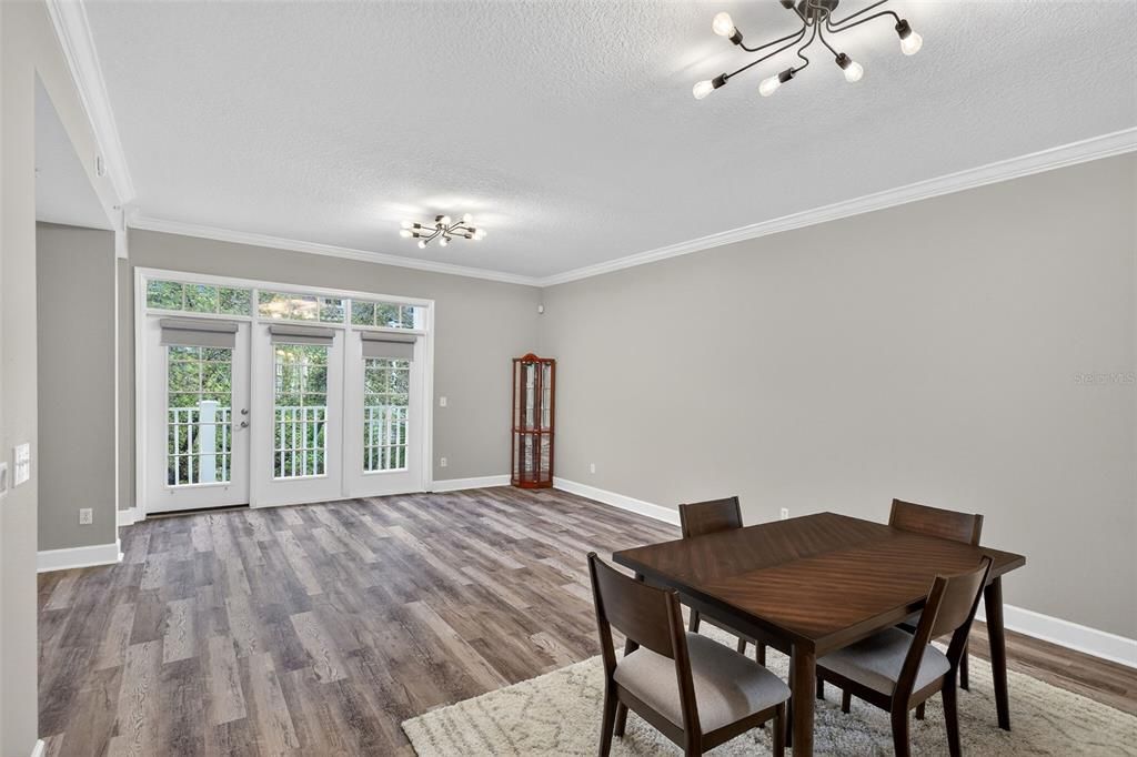 En Venta: $379,000 (2 camas, 2 baños, 1435 Pies cuadrados)