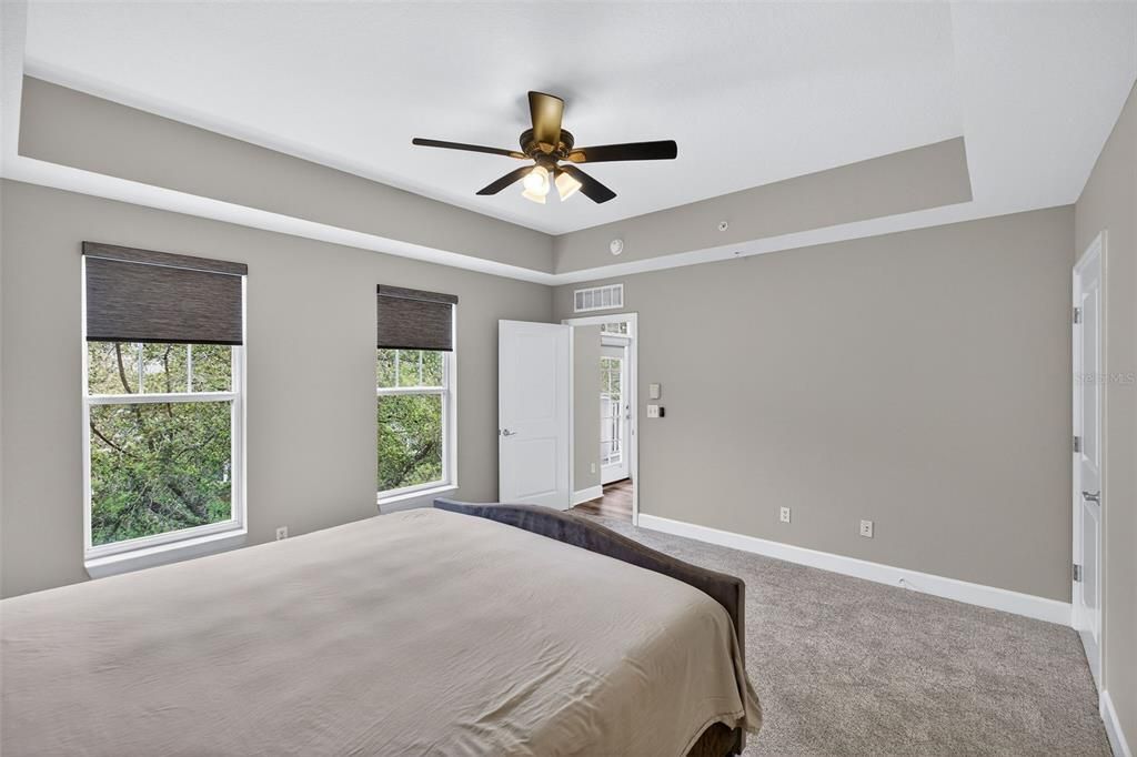 En Venta: $379,000 (2 camas, 2 baños, 1435 Pies cuadrados)