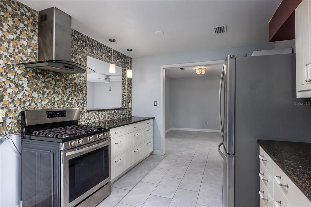 En Renta: $3,400 (3 camas, 2 baños, 1976 Pies cuadrados)