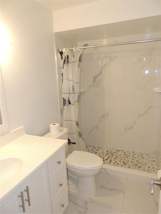 Activo con contrato: $279,000 (3 camas, 2 baños, 1668 Pies cuadrados)