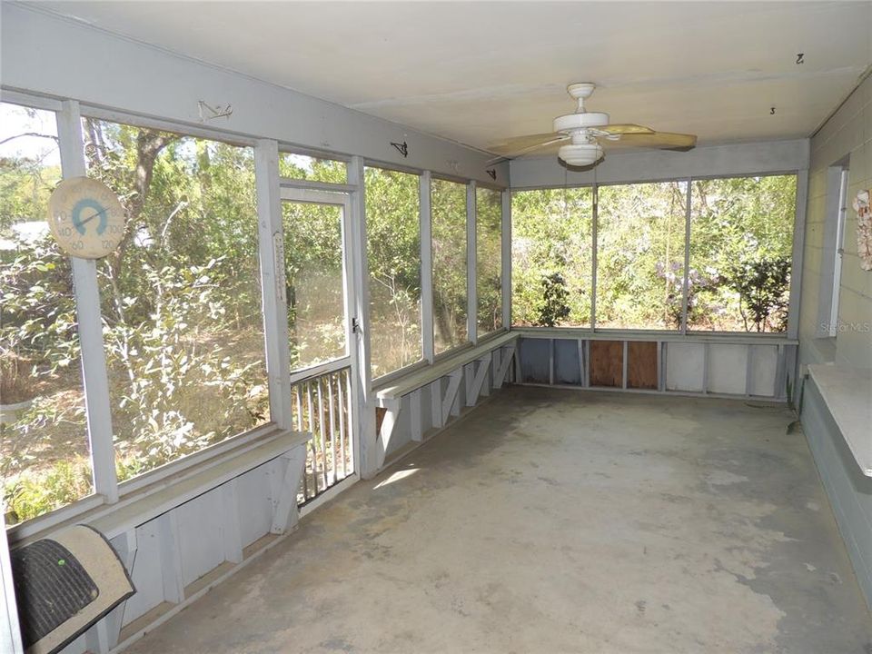 Activo con contrato: $279,000 (3 camas, 2 baños, 1668 Pies cuadrados)