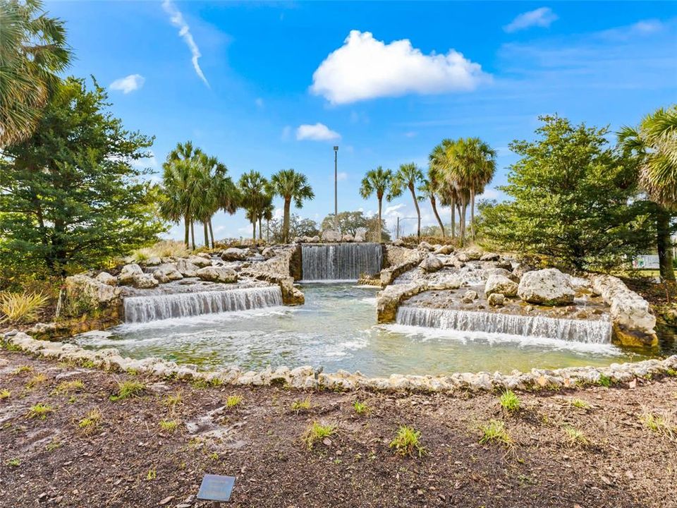 На продажу: $60,000 (0.37 acres)