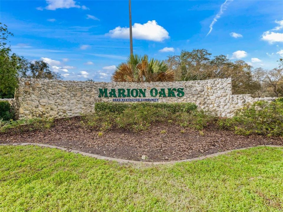 На продажу: $60,000 (0.37 acres)