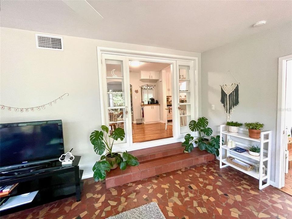 待售: $625,000 (3 贝兹, 2 浴室, 1655 平方英尺)