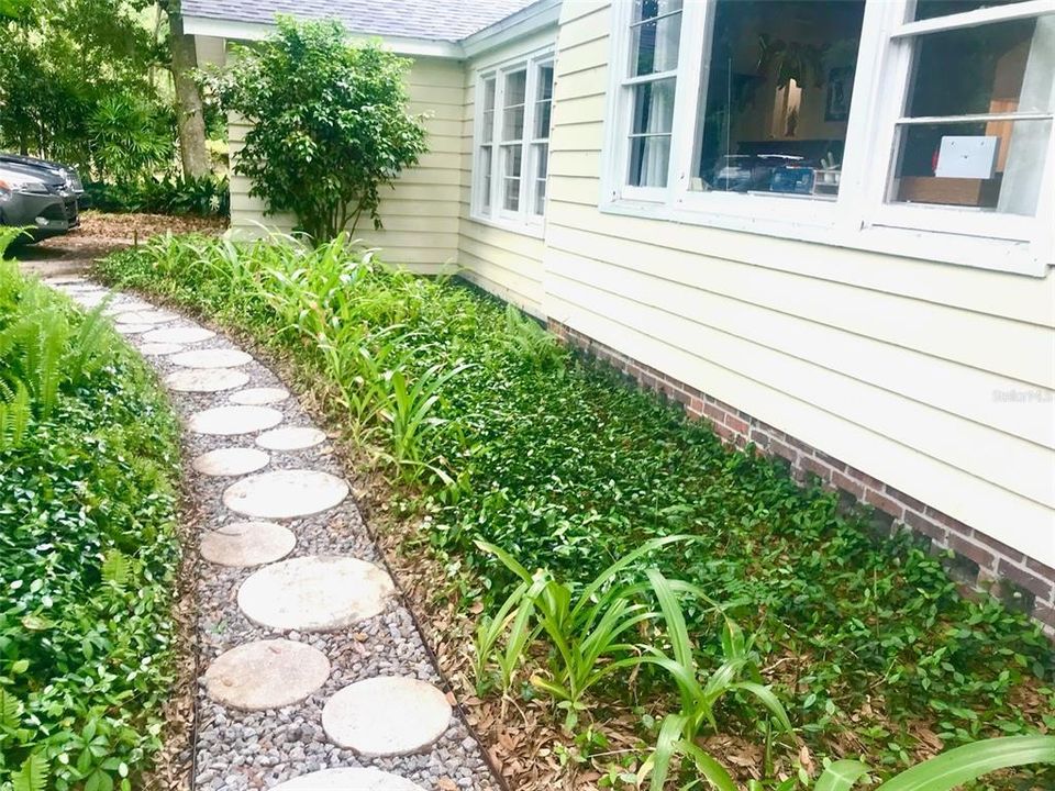 待售: $625,000 (3 贝兹, 2 浴室, 1655 平方英尺)