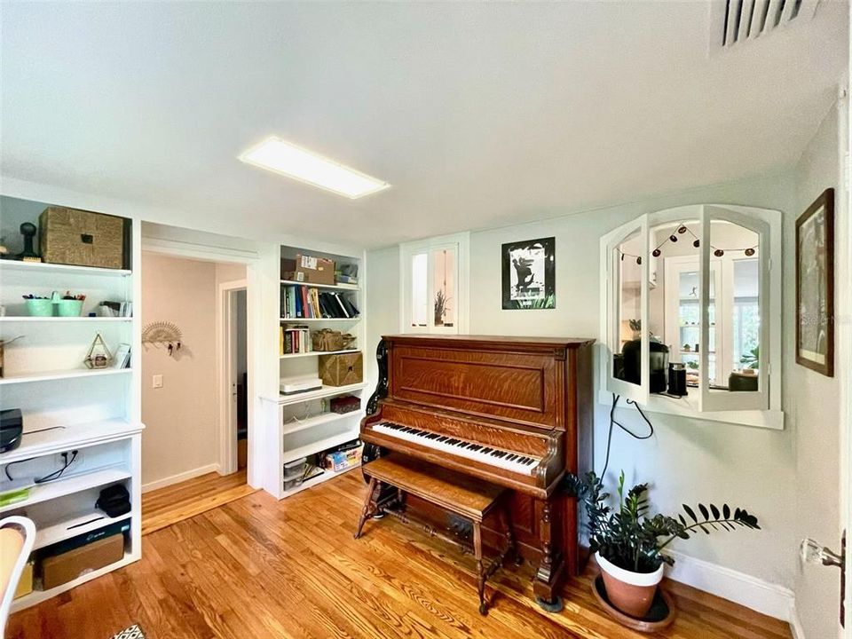 待售: $625,000 (3 贝兹, 2 浴室, 1655 平方英尺)