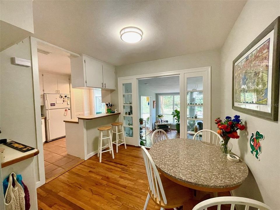 待售: $625,000 (3 贝兹, 2 浴室, 1655 平方英尺)