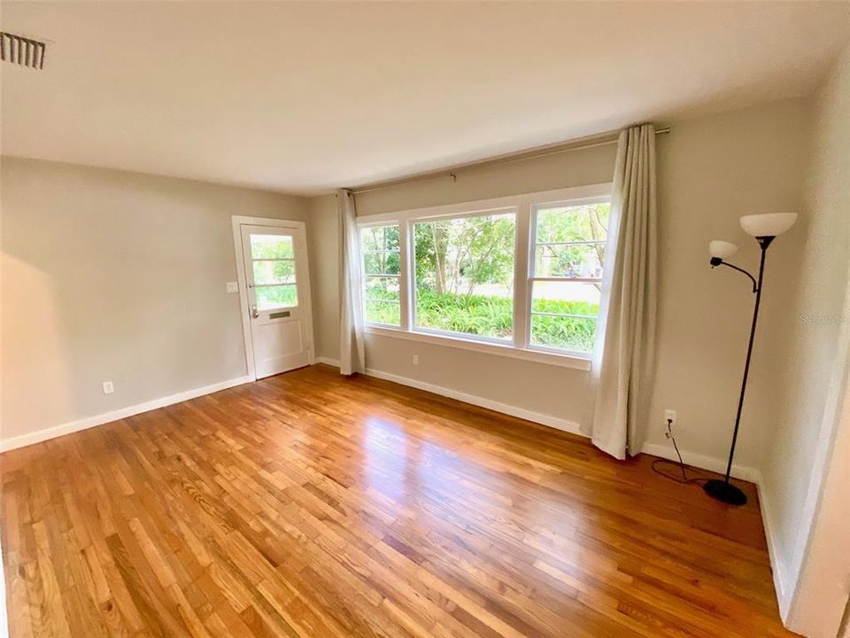 待售: $625,000 (3 贝兹, 2 浴室, 1655 平方英尺)