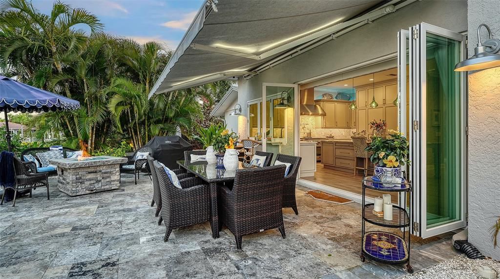 For Sale: $2,599,000 (3 beds, 3 baths, 2960 Square Feet)
