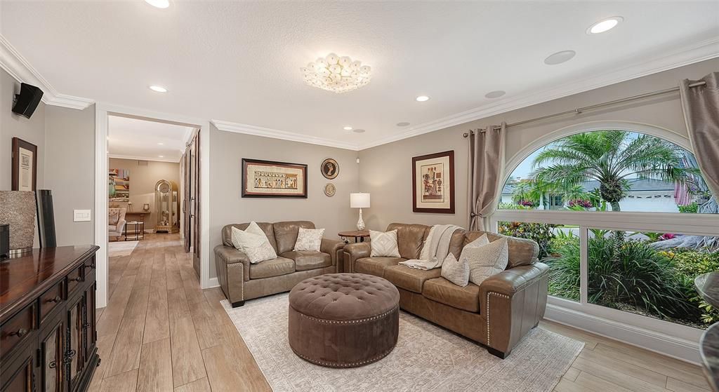 For Sale: $2,599,000 (3 beds, 3 baths, 2960 Square Feet)