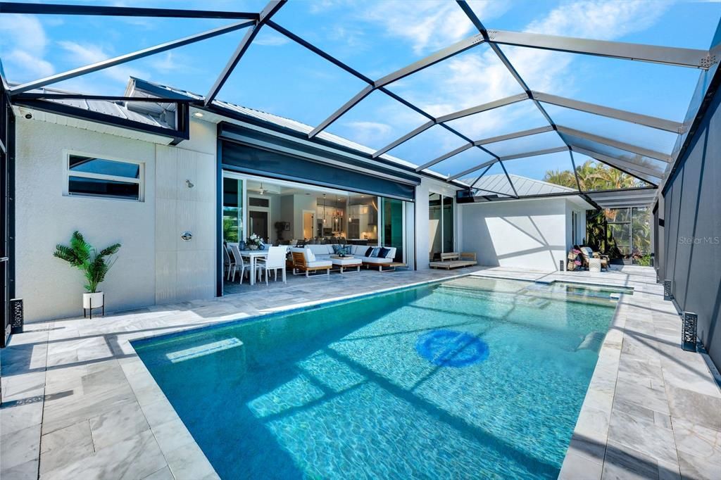 En Venta: $1,675,000 (3 camas, 3 baños, 2268 Pies cuadrados)