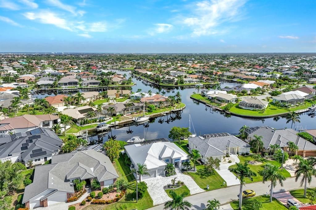 En Venta: $1,675,000 (3 camas, 3 baños, 2268 Pies cuadrados)