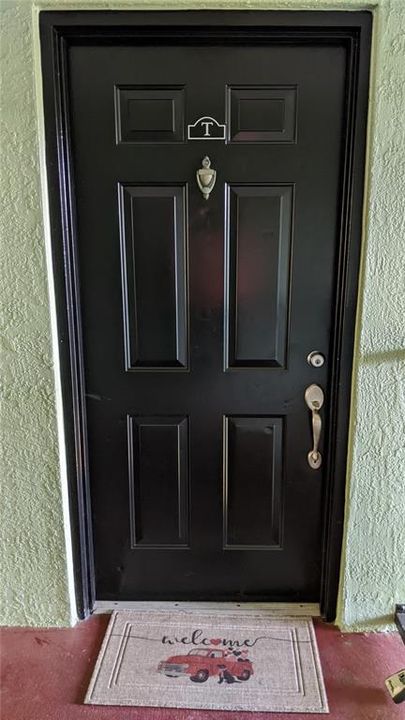 Activo con contrato: $1,300 (1 camas, 1 baños, 830 Pies cuadrados)