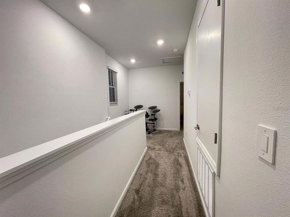 В аренду: $2,800 (3 спален, 2 ванн, 1802 Квадратных фут)