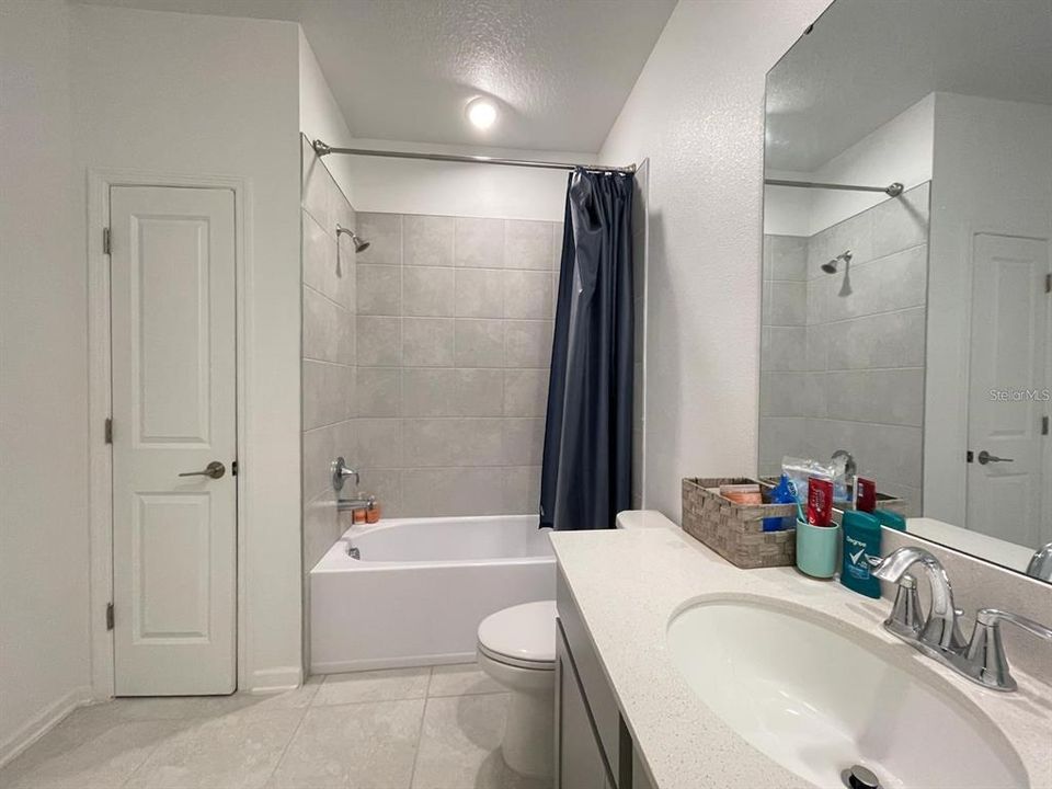 В аренду: $2,800 (3 спален, 2 ванн, 1802 Квадратных фут)