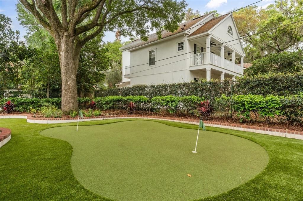 For Sale: $1,995,000 (4 beds, 3 baths, 4304 Square Feet)