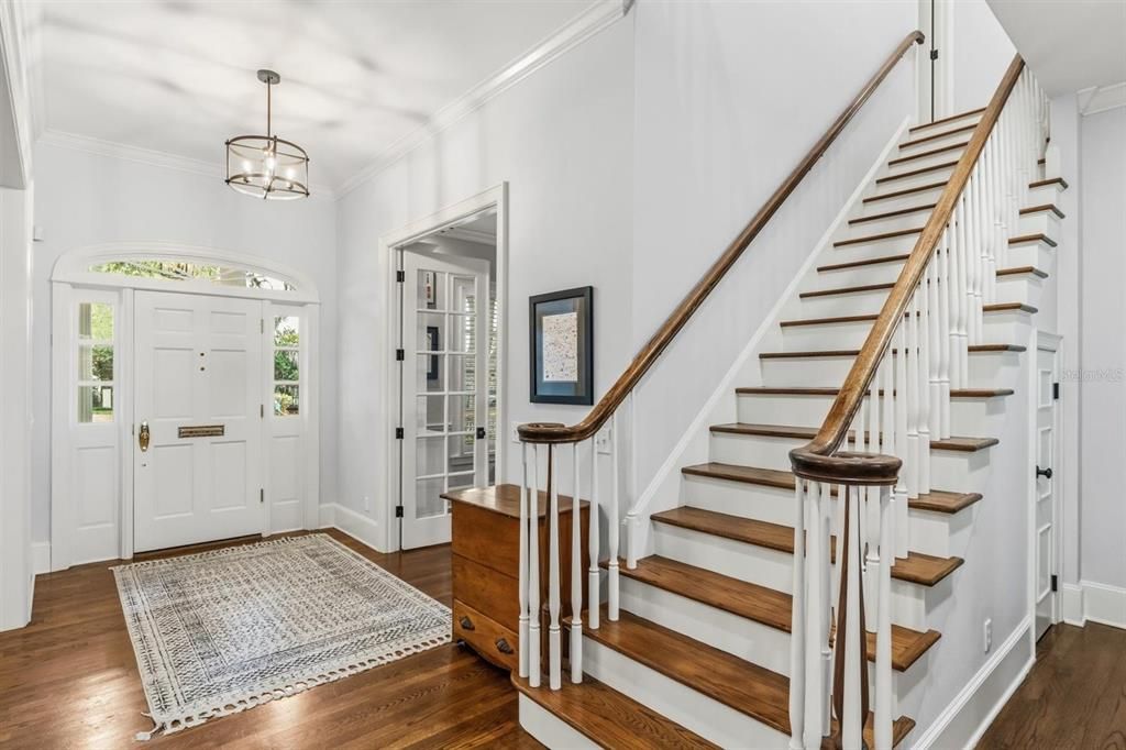 For Sale: $1,995,000 (4 beds, 3 baths, 4304 Square Feet)