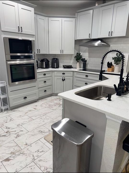 Active With Contract: $247,000 (3 beds, 2 baths, 1534 Square Feet)