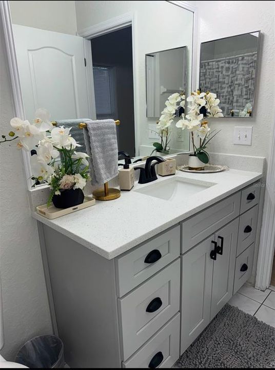 Active With Contract: $247,000 (3 beds, 2 baths, 1534 Square Feet)