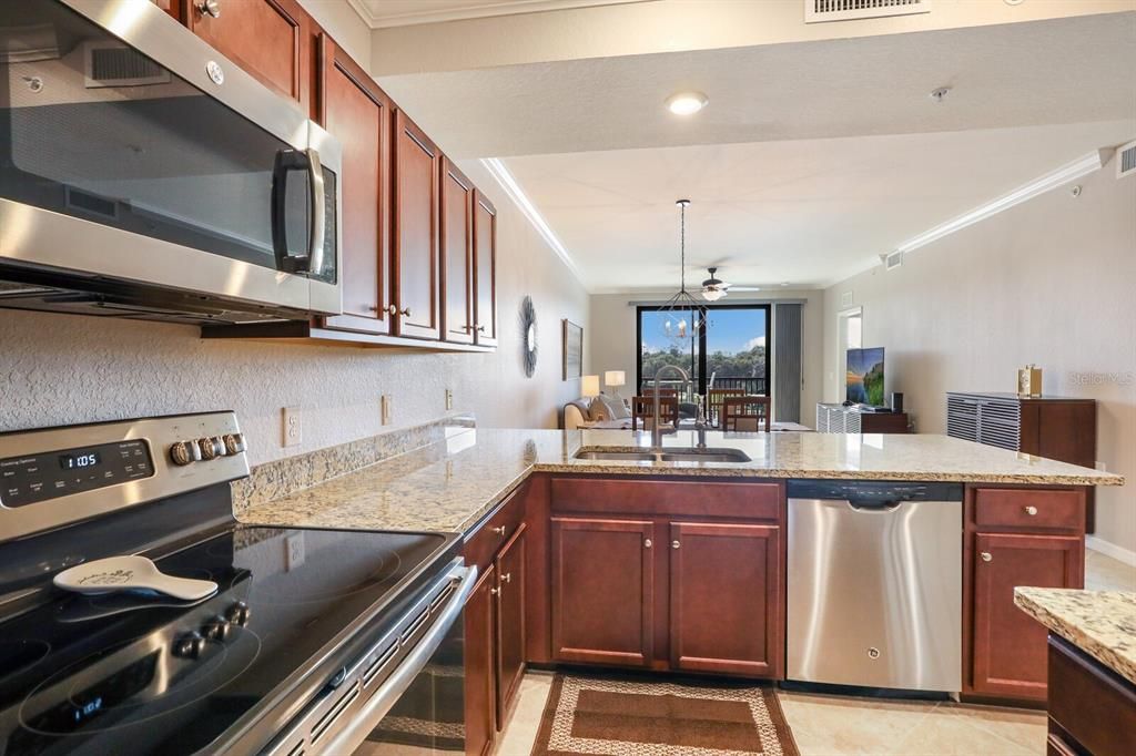 En Venta: $270,000 (2 camas, 2 baños, 1121 Pies cuadrados)