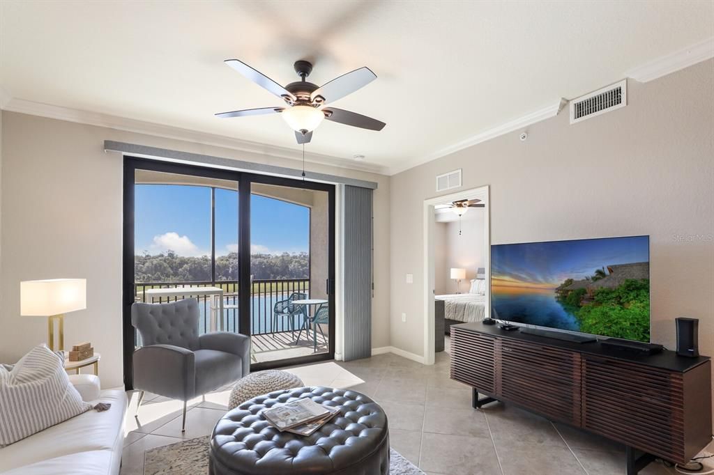 En Venta: $270,000 (2 camas, 2 baños, 1121 Pies cuadrados)