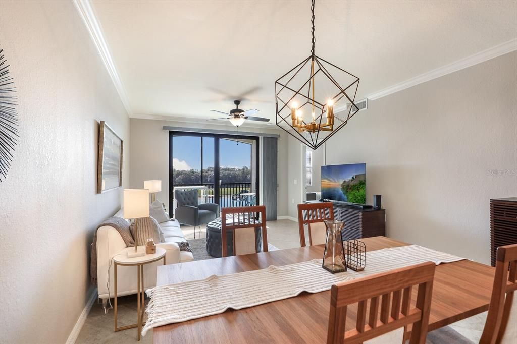 En Venta: $270,000 (2 camas, 2 baños, 1121 Pies cuadrados)