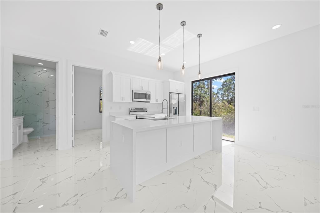 Activo con contrato: $258,000 (3 camas, 2 baños, 1150 Pies cuadrados)