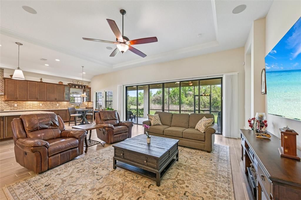 Active With Contract: $639,900 (3 beds, 3 baths, 2541 Square Feet)