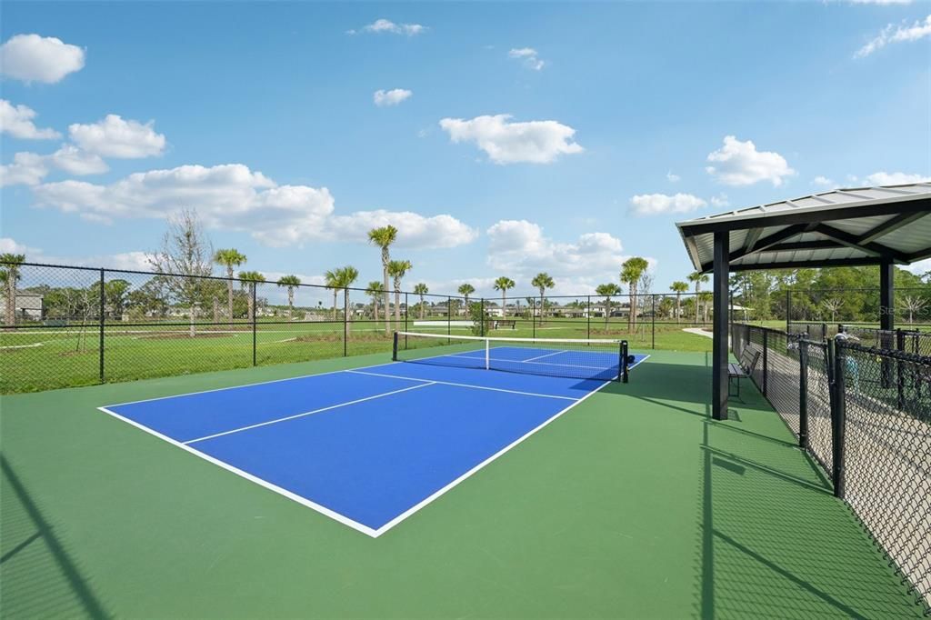 Active With Contract: $639,900 (3 beds, 3 baths, 2541 Square Feet)
