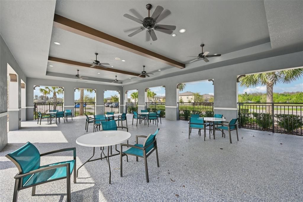 Active With Contract: $639,900 (3 beds, 3 baths, 2541 Square Feet)