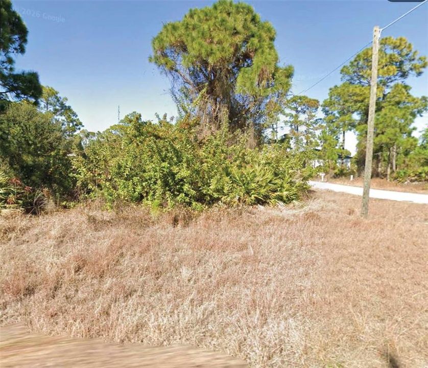 Под контрактом: $17,000 (0.26 acres)
