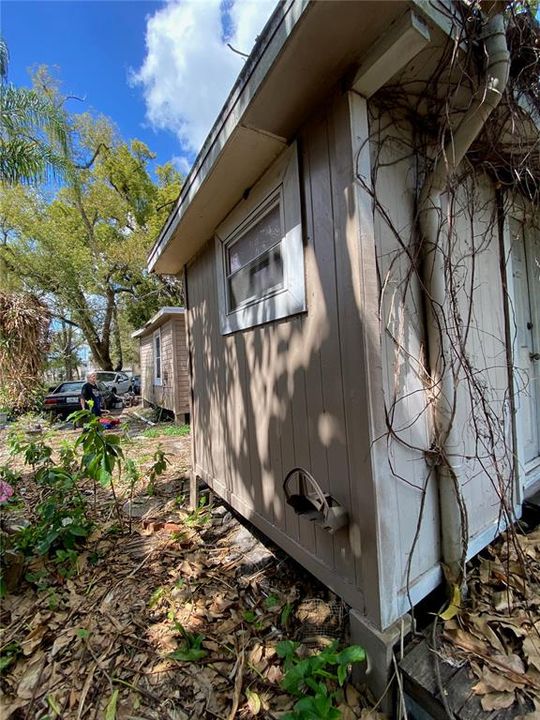 Activo con contrato: $247,000 (3 camas, 2 baños, 1321 Pies cuadrados)