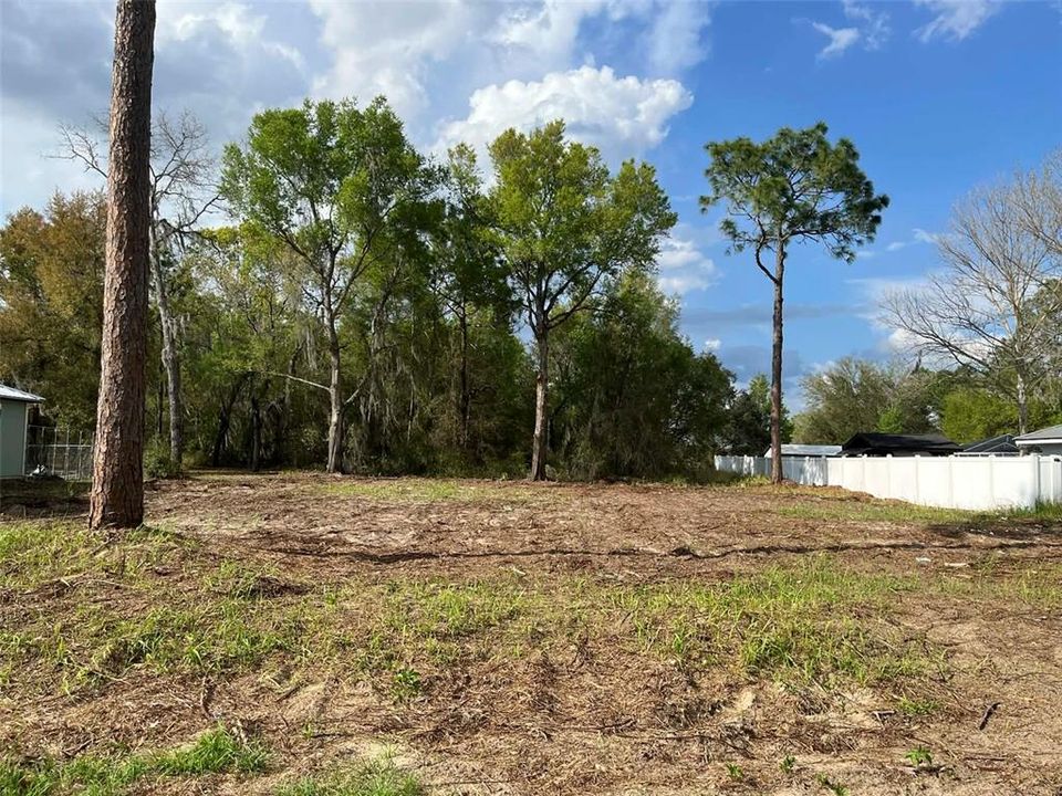 待售: $38,000 (0.36 acres)