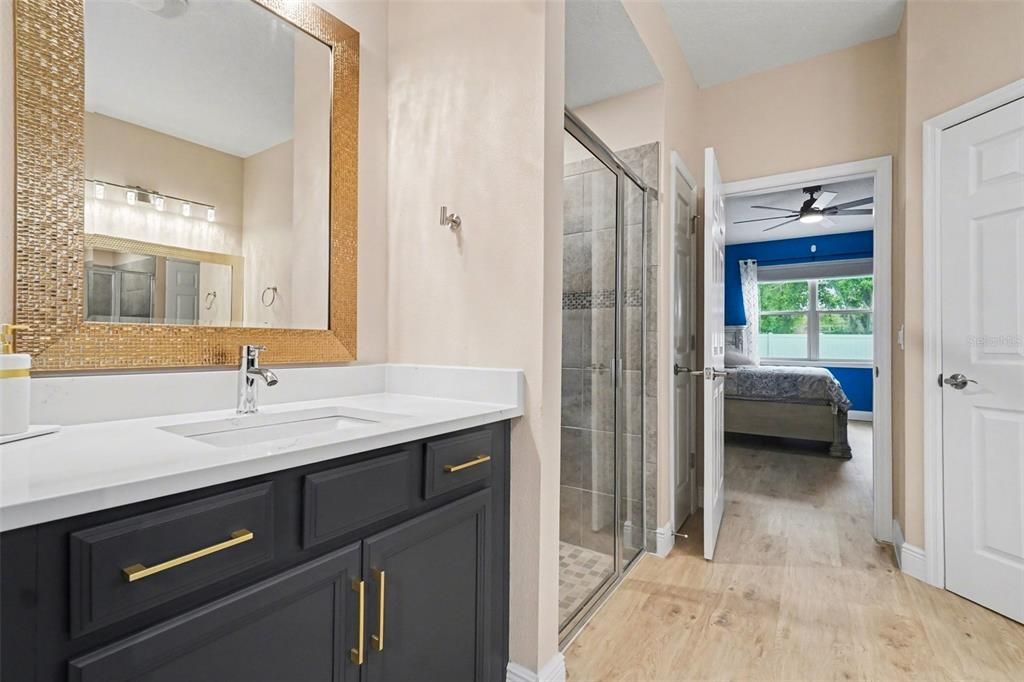 В аренду: $5,500 (6 спален, 4 ванн, 4704 Квадратных фут)