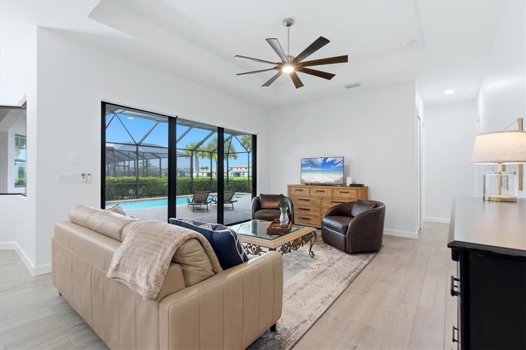 For Sale: $859,900 (4 beds, 3 baths, 2553 Square Feet)