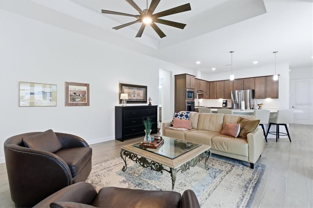 For Sale: $859,900 (4 beds, 3 baths, 2553 Square Feet)
