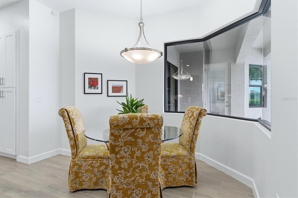 For Sale: $859,900 (4 beds, 3 baths, 2553 Square Feet)