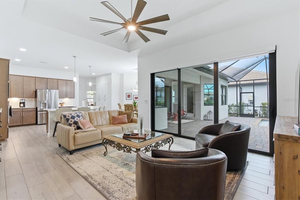 For Sale: $859,900 (4 beds, 3 baths, 2553 Square Feet)