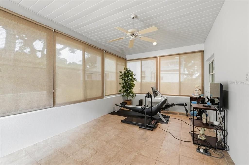 For Sale: $785,000 (3 beds, 3 baths, 2578 Square Feet)