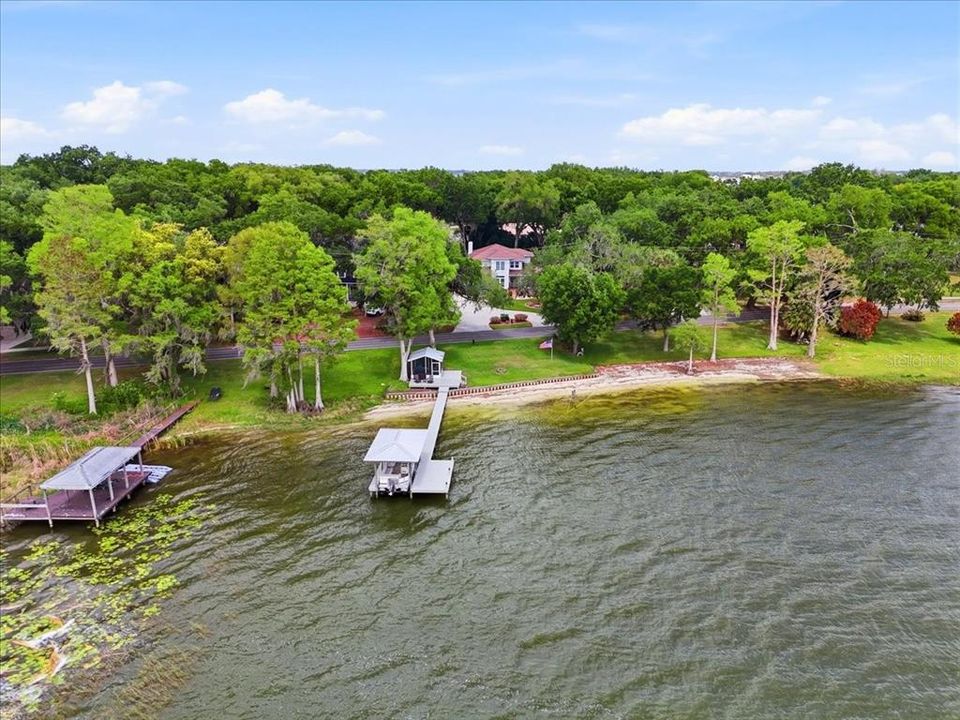 For Sale: $785,000 (3 beds, 3 baths, 2578 Square Feet)