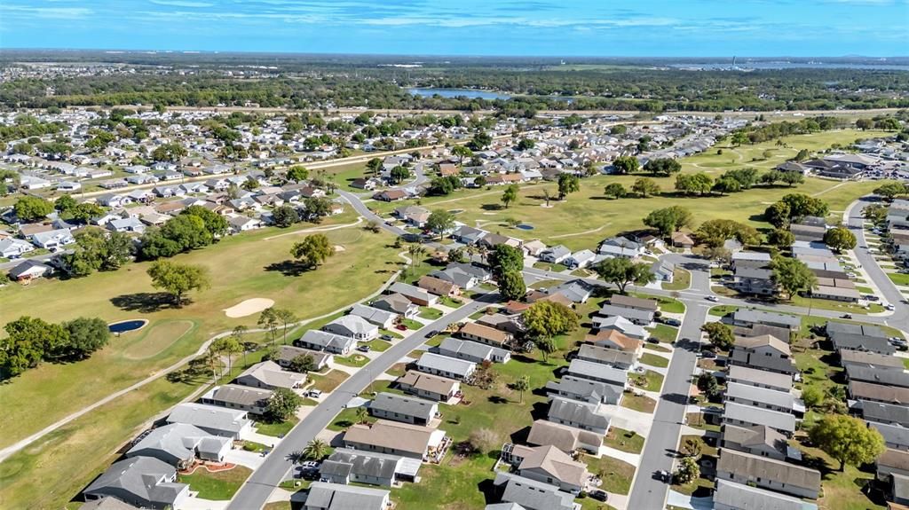 Activo con contrato: $319,900 (2 camas, 2 baños, 1484 Pies cuadrados)