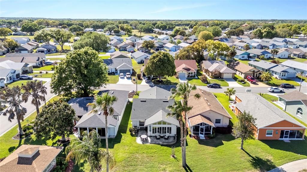 Activo con contrato: $319,900 (2 camas, 2 baños, 1484 Pies cuadrados)