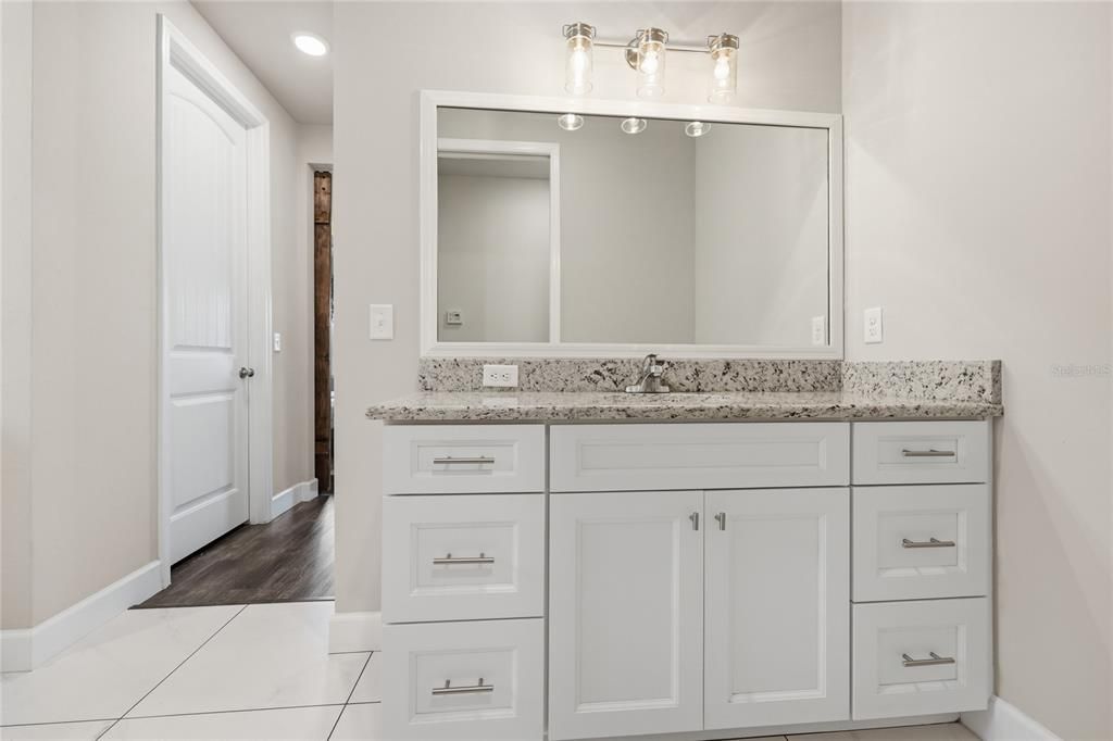 Active With Contract: $379,900 (3 beds, 2 baths, 1726 Square Feet)